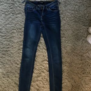 Skinny denim jeans